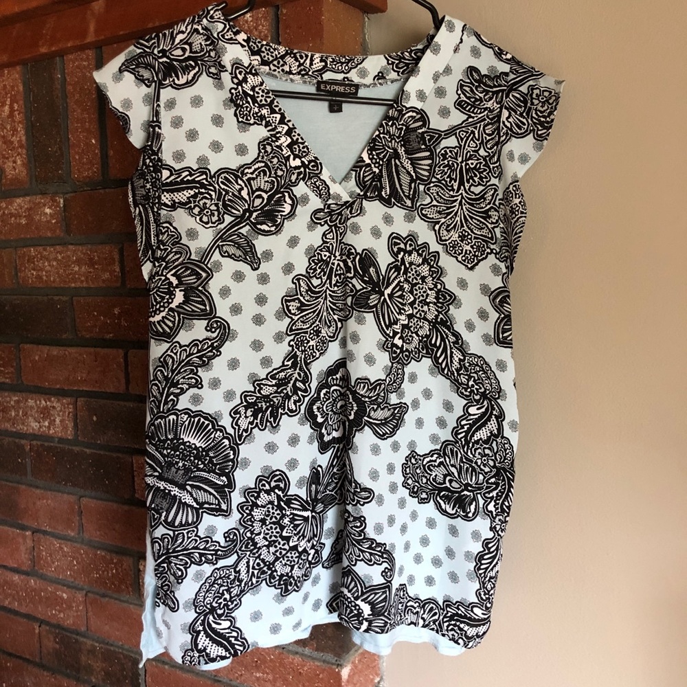 Black blue and silver floral flutter sleeve blouse